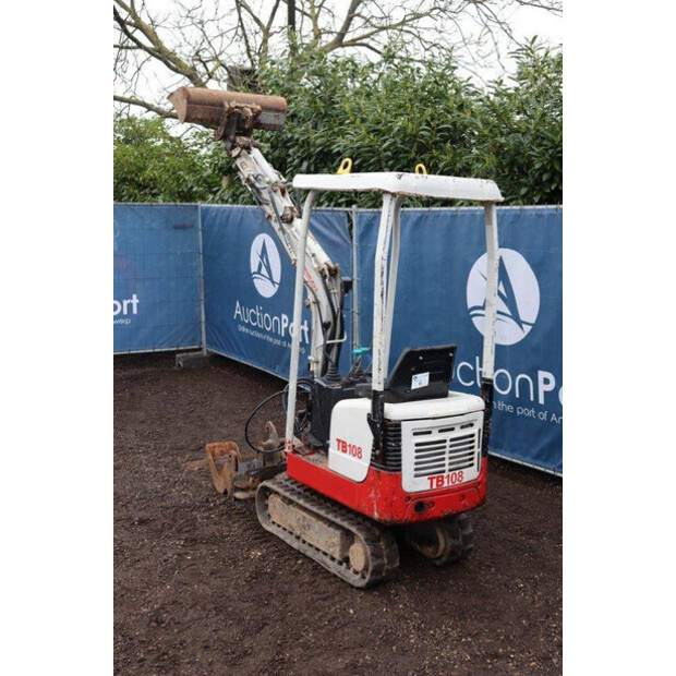 2012 TAKEUCHI TB108-44310615