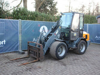 2012-giant-v881t-44310666