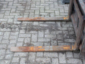 2012-giant-v881t-44310669