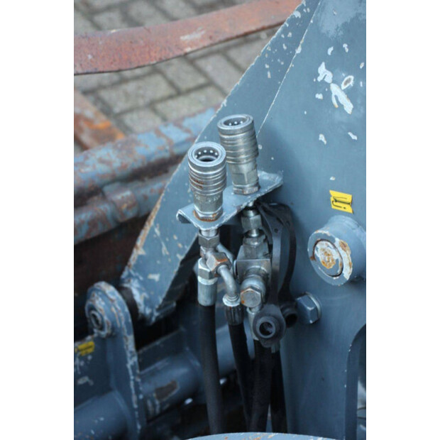 2012 GiANT V881T-44310671