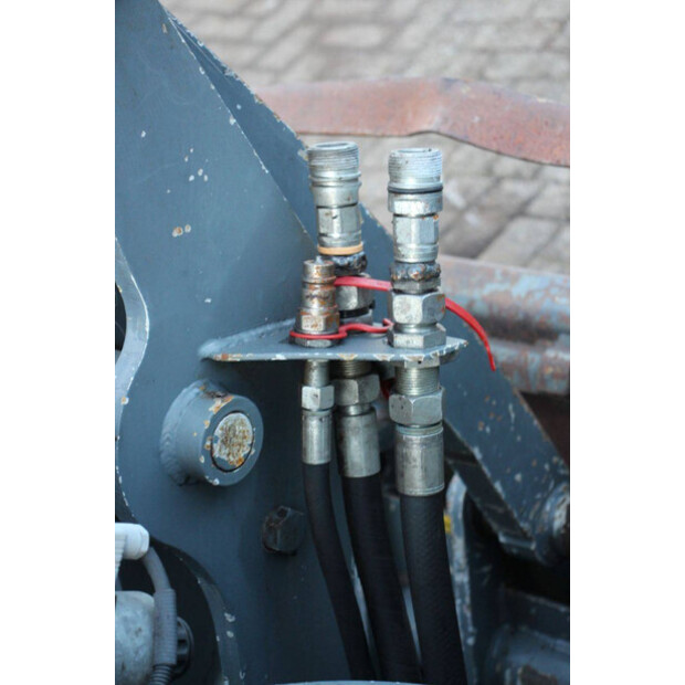 2012 GiANT V881T-44310672