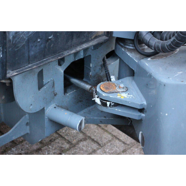 2012 GiANT V881T-44310673