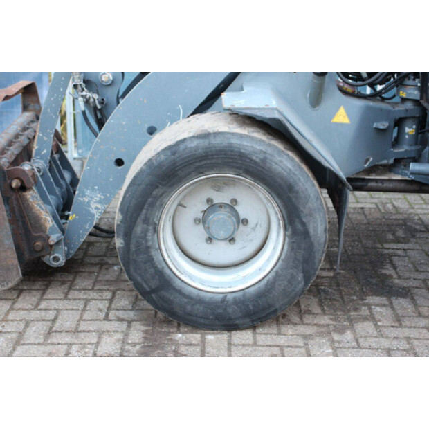 2012 GiANT V881T-44310675