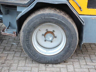 2012-giant-v881t-44310676