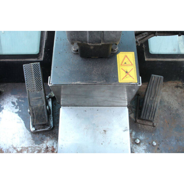 2012 GiANT V881T-44310686