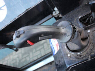 2012-giant-v881t-44310687