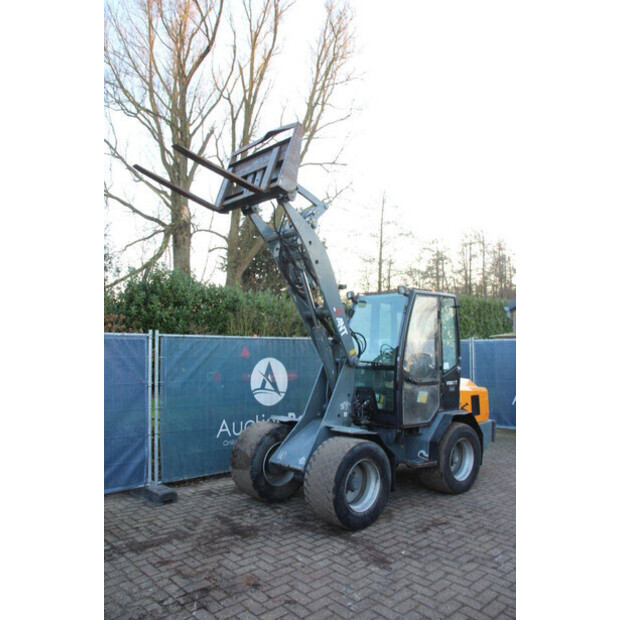 2012 GiANT V881T-44310689