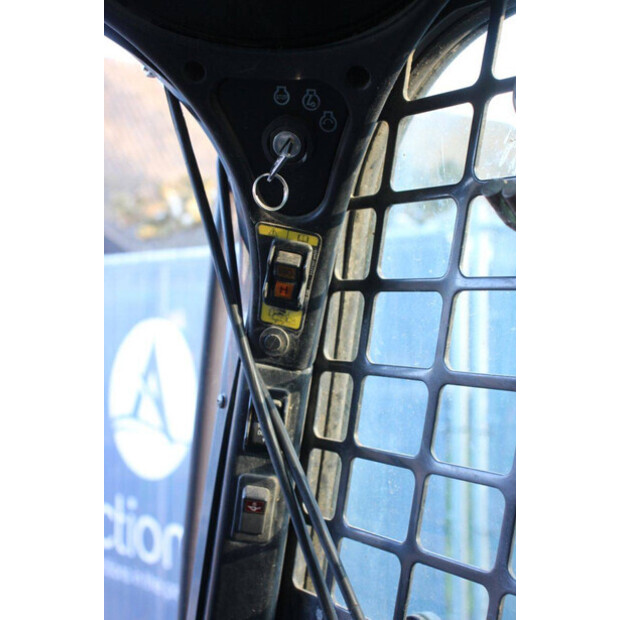 2015 بوبكات S450-44310758