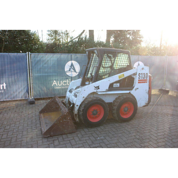 2004 بوبكات S130-44310762