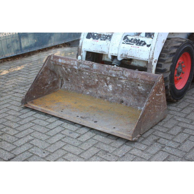 2004 بوبكات S130-44310770