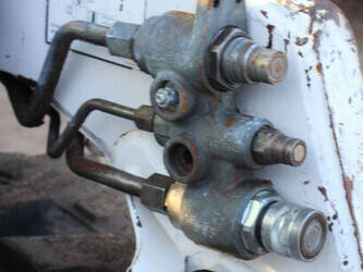 2004-bobcat-s130-1394801-44310771