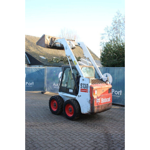 2004 بوبكات S130-44310787