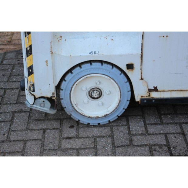 2013 بي بي S151-16ES-44310800