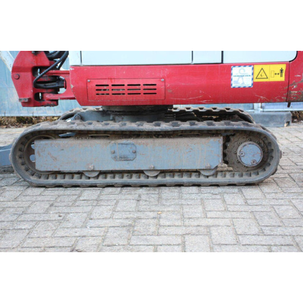 2011 TAKEUCHI TB016-44310831