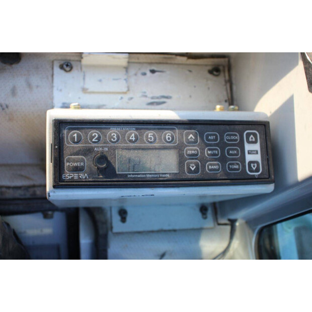 2011 TAKEUCHI TB016-44310843