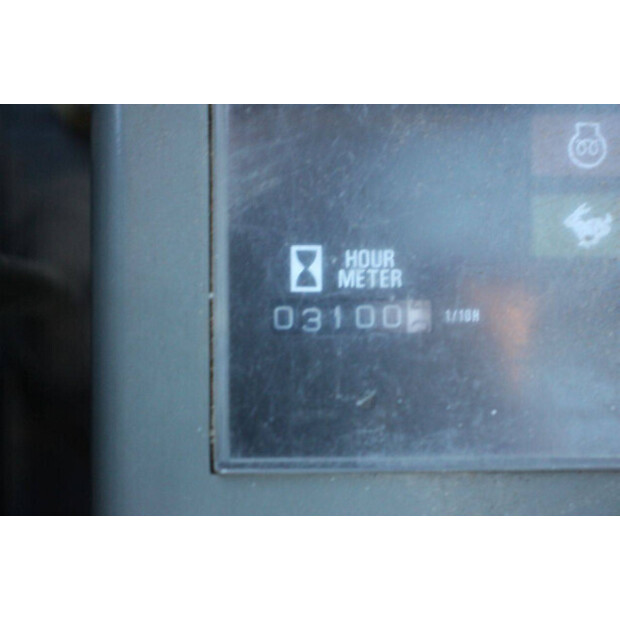 2011 TAKEUCHI TB016-44310846