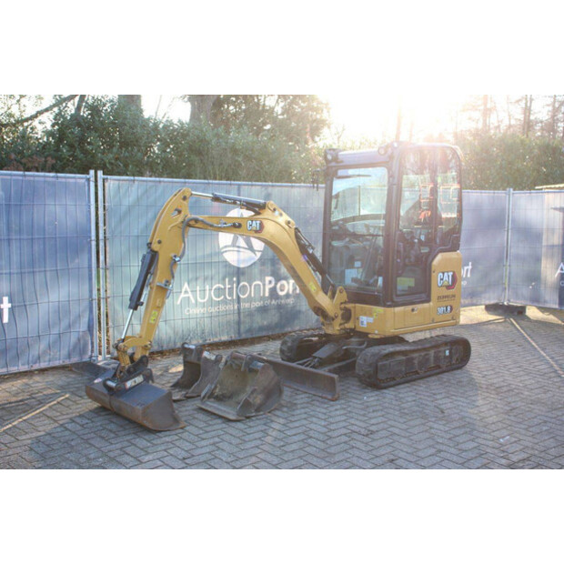 Caterpillar 301.8-44310858