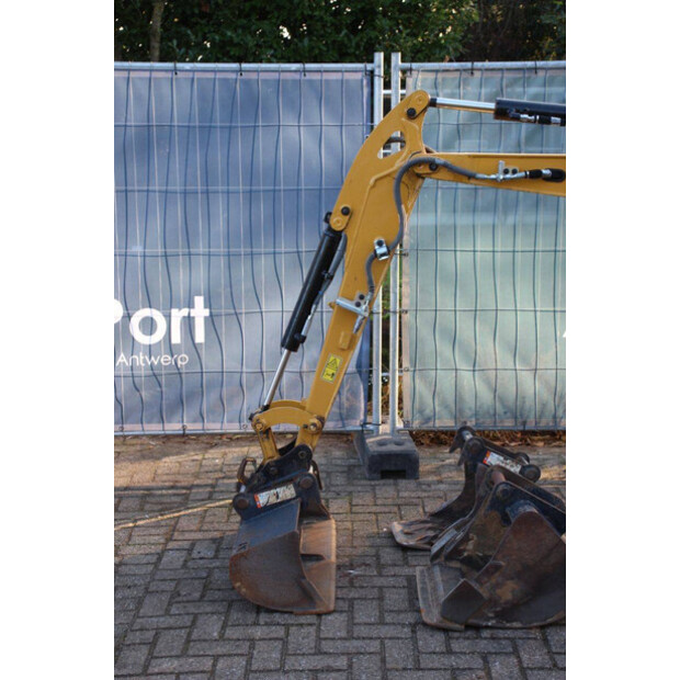 Caterpillar 301.8-44310860