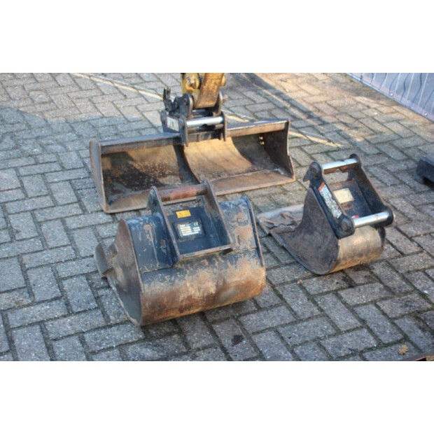 Caterpillar 301.8-44310865