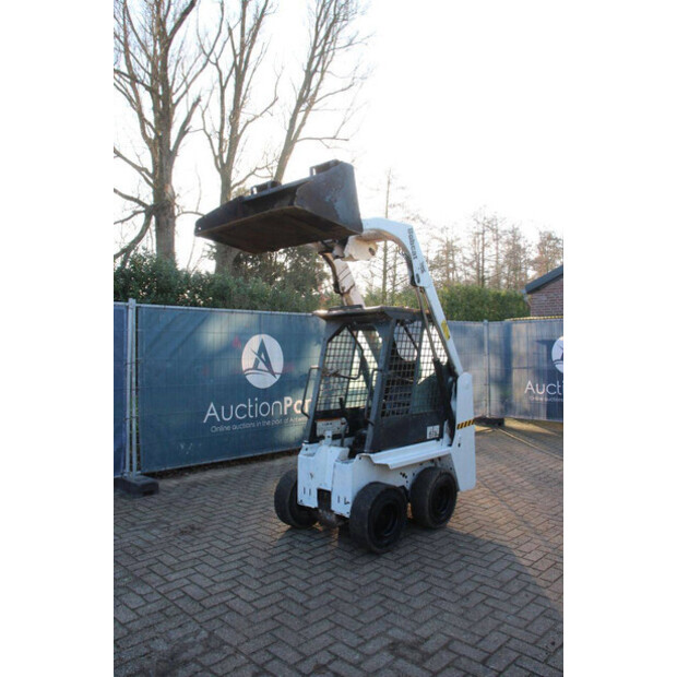 2003 BOBCAT 463-44310912