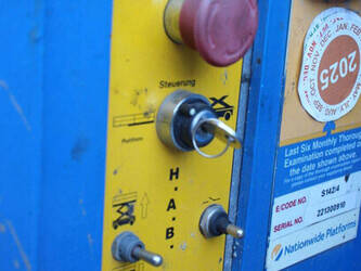 2013-h-a-b-s142-12e2wd-44311030