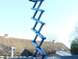 2013-h-a-b-s142-12e2wd-44311036