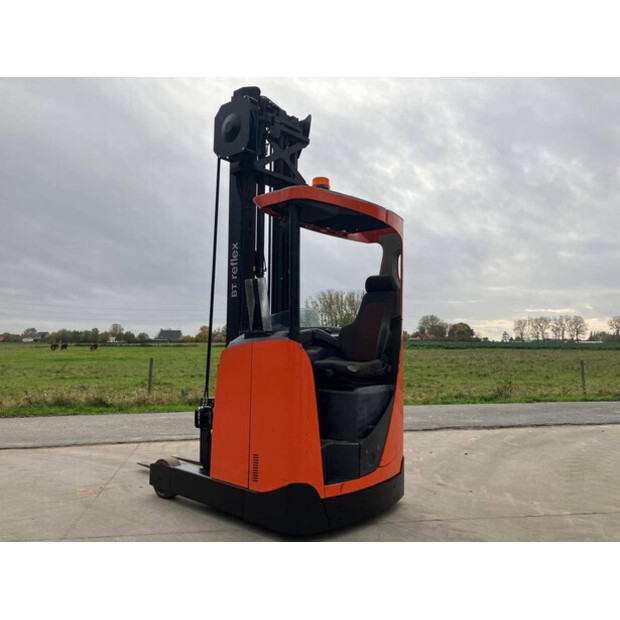 2012 بي تي RRE 140E-44311095