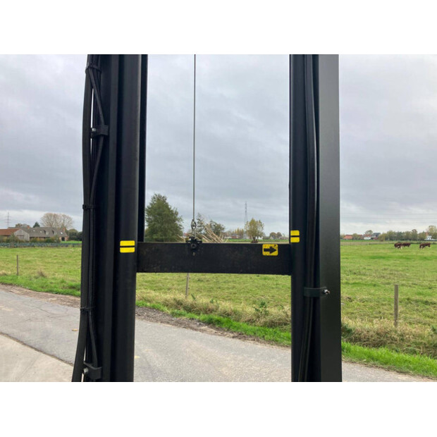 2012 بي تي RRE 140E-44311099