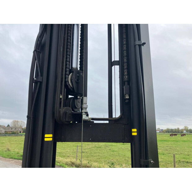 2012 بي تي RRE 140E-44311100