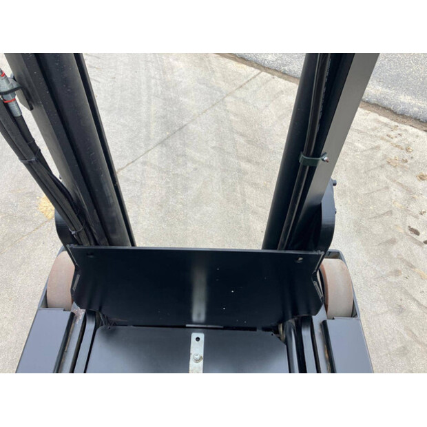 2012 بي تي RRE 140E-44311105