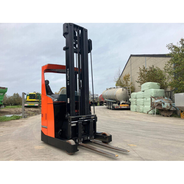 2012 بي تي RRE 140E-44311106