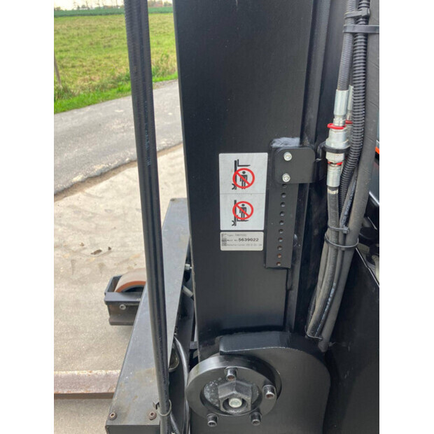 2012 بي تي RRE 140E-44311108