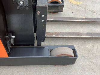 2012-bt-rre-140e-44311128