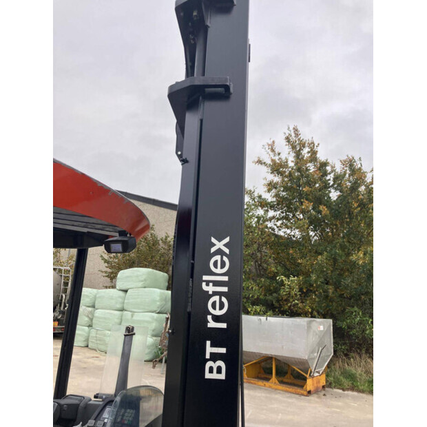 2012 بي تي RRE 140E-44311130