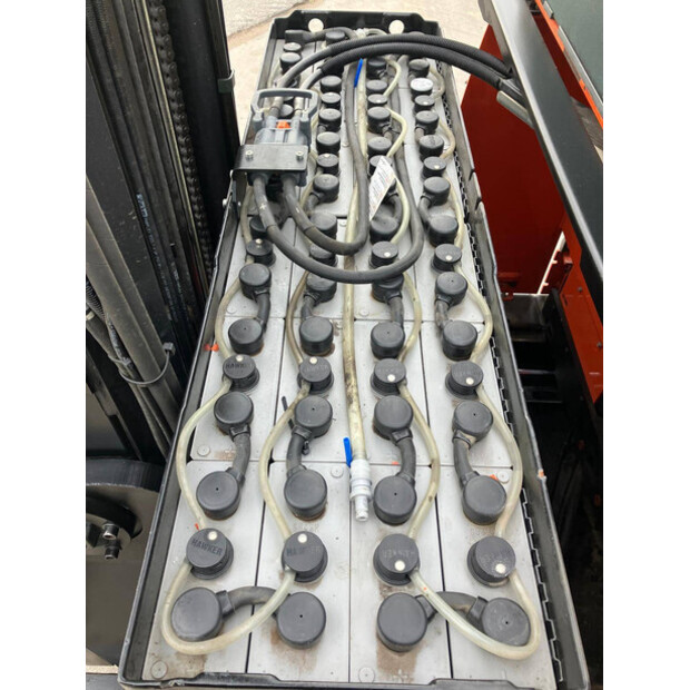 2012 بي تي RRE 140E-44311131