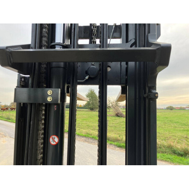 2016 Fenwick R14-01-44311260