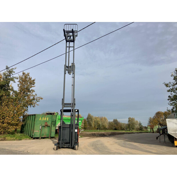 2018 ليندي R12N-01-44311299