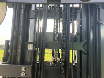 2018-linde-r12n-01-44311303