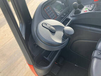 2018-linde-r12n-01-44311311