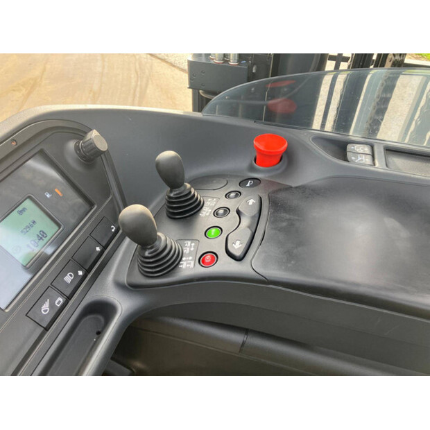 2018 ليندي R12N-01-44311316