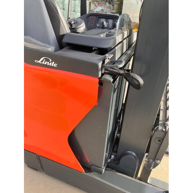 2018 ليندي R12N-01-44311325