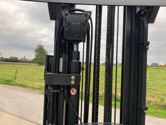 2014-fenwick-linde-r14-01-44311358