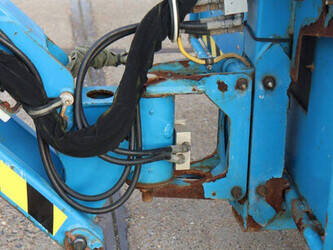 2016-genie-s-65-trax-44311480