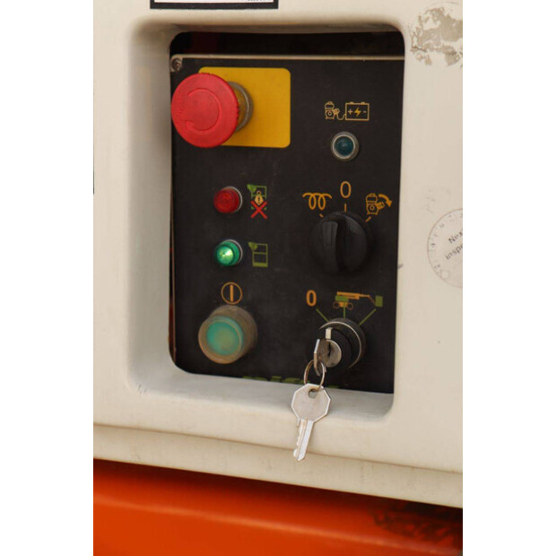 2017 نيفتي HR21-44311506