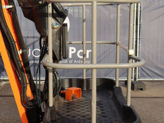 2017-nifty-hr21-1394821-44311511