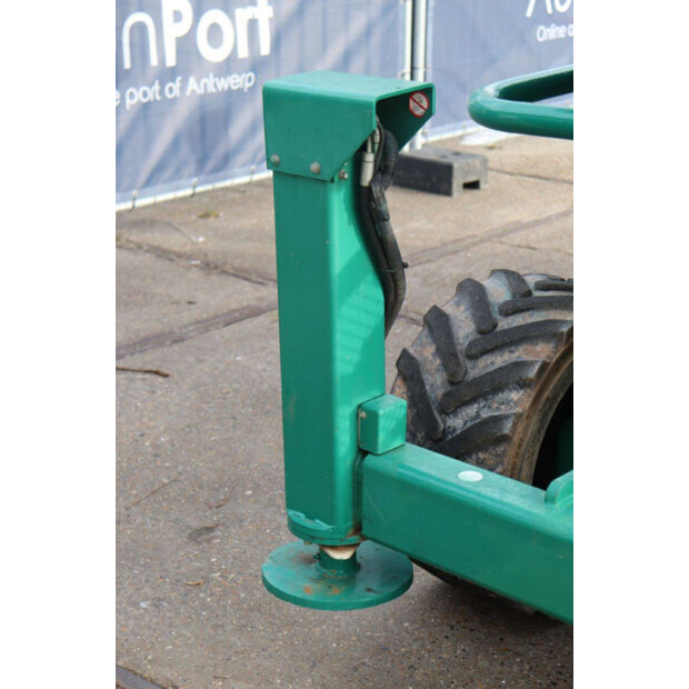 2015 SkyJack SJ6832RT-44311535