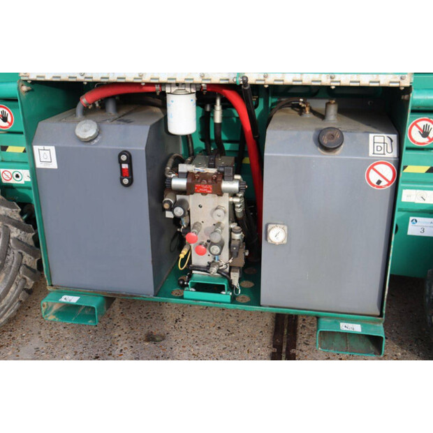 2015 SkyJack SJ6832RT-44311541