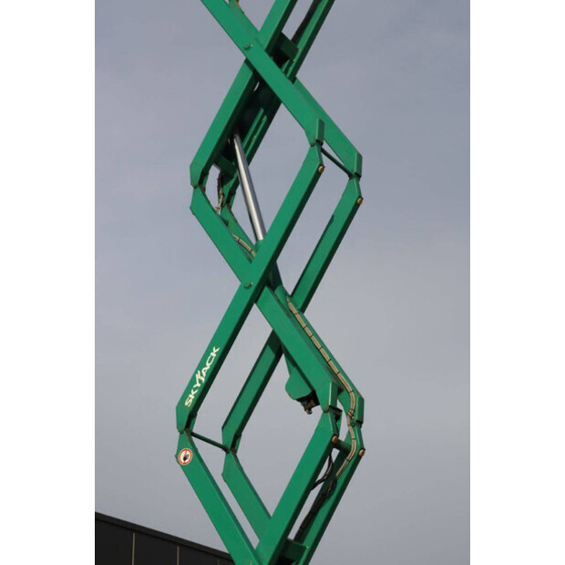 2015 SkyJack SJ6832RT-44311559