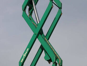 2015-skyjack-sj6832rt-1394822-44311559