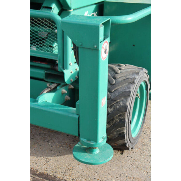 2015 SkyJack SJ6832RT-44311574